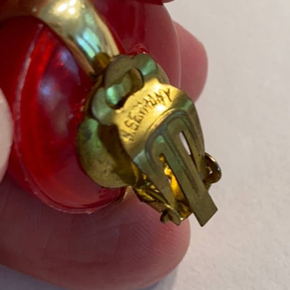 Vintage clip on earrings red Lucite & gold tone dots made in West Germany - Picture 6 of 6